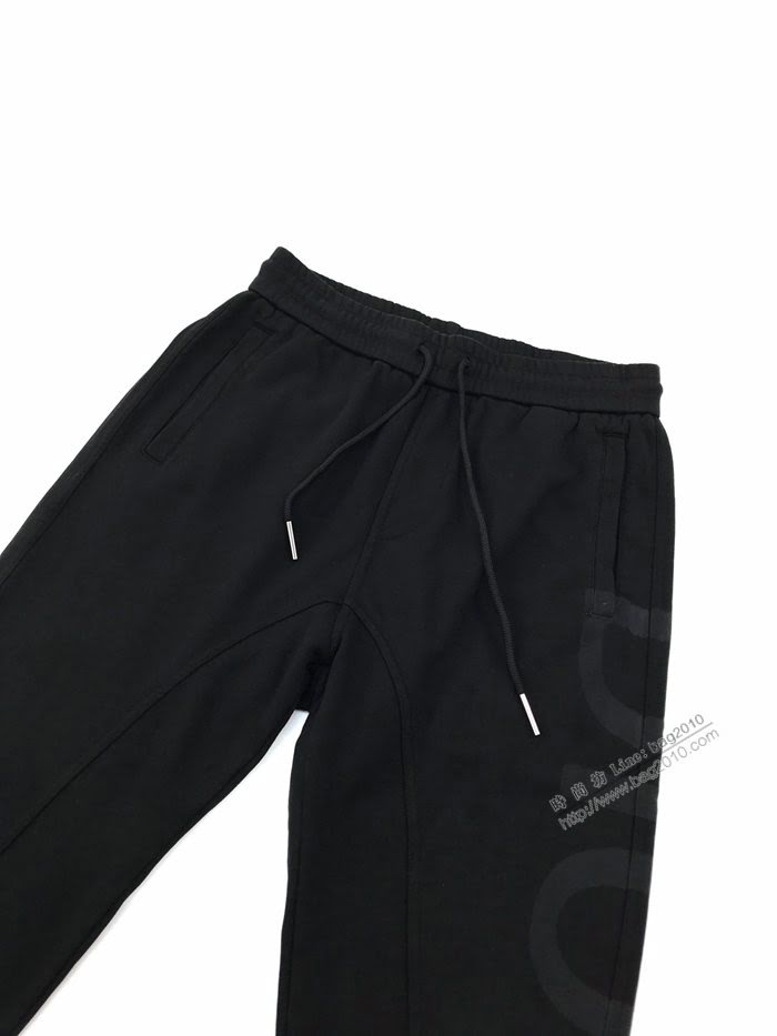 Dior男裝 迪奧秋冬新款側邊打字母印花休閒衛褲  ydi3463